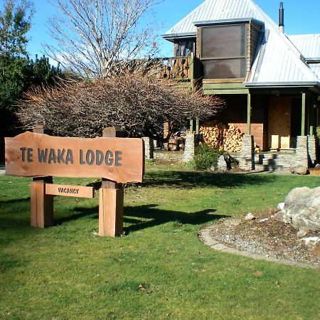 Te Waka Lodge Те-Анау Экстерьер фото
