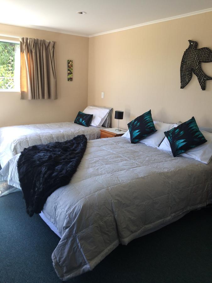 Te Waka Lodge Те-Анау Экстерьер фото
