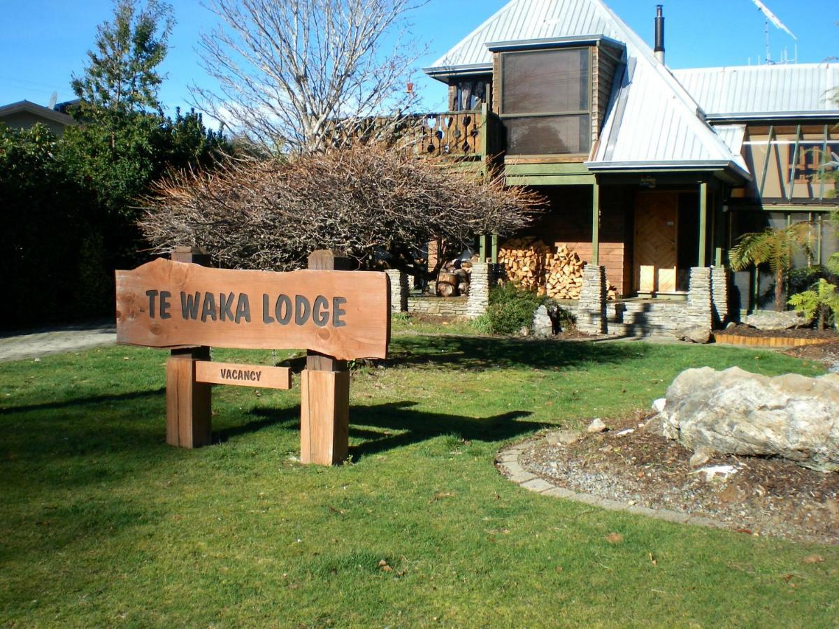 Te Waka Lodge Те-Анау Экстерьер фото
